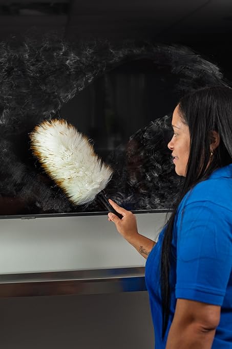 Unger Commercial StarDuster® Lambswool Duster with Handle (Case of 6), 17.5" Length, White/Black – Ideal for Dusting Shelves, Surfaces, and High Access Areas, LWDU0