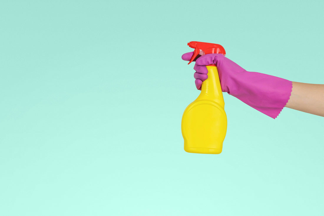 “The Convenience of a Spray Bottle in Everyday Cleaning”