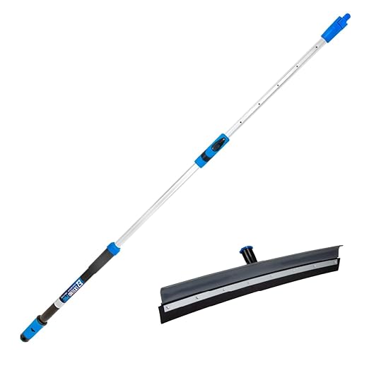 Unger Professional Lock-On 22 in. Curved AquaDozer Rubber Floor Squeegee with Ez Extend Pro Telescopic Pole, Lightweight Rubber Durable Squeegee for Tile, Smooth Concrete, Basements
