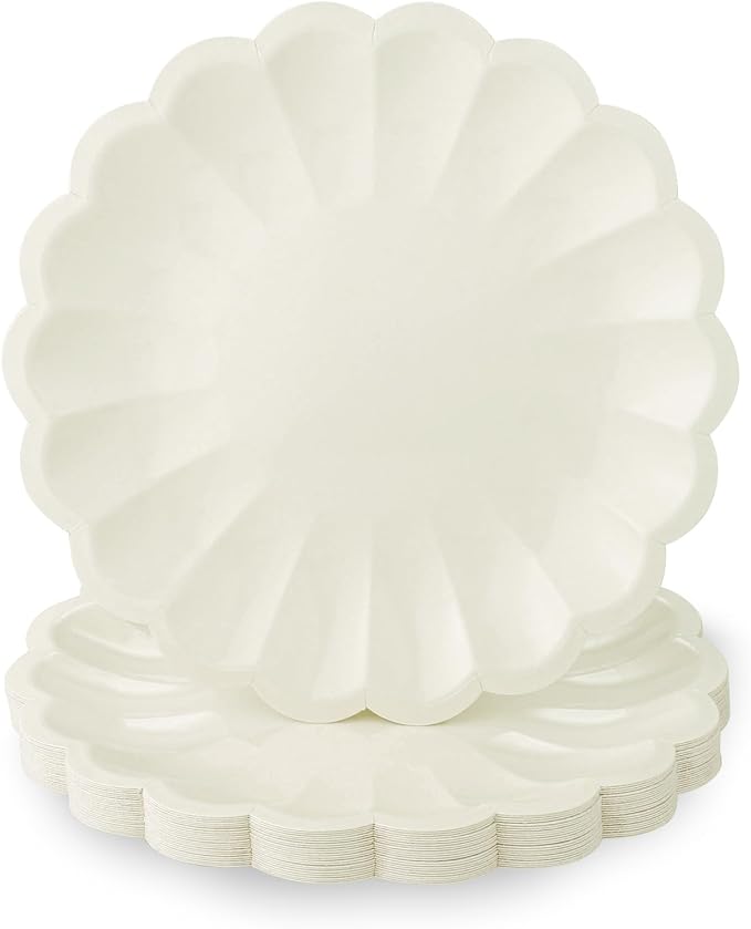 NatNarr 30 Pcs Ivory Scalloped Paper Plates 7.5 In Shell Edge Dinner Paper Plates Disposable Cream Scalloped Plate for Wedding Baby Shower Birthday Party
