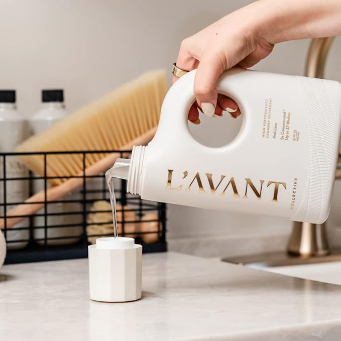L'AVANT Collective Luxury Laundry Detergent | Fresh Linen | Natural Non-Toxic Liquid Laundry Soap with Enzymes | Plant-Based, HE Compatible, Protects Colors | 30 oz