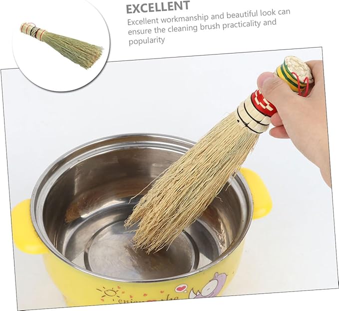Natural Straw Scrub Brush for Kitchen Cleaning - Long Handle Dish Brush for Pots Pans and Wok - Essential Cleaning Tool for Home Use