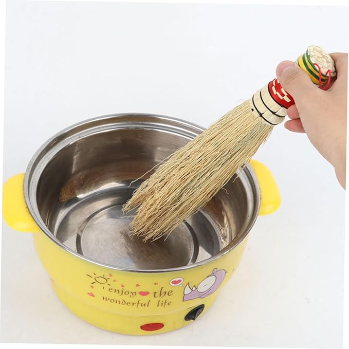 Natural Straw Scrub Brush for Kitchen Cleaning - Long Handle Dish Brush for Pots Pans and Wok - Essential Cleaning Tool for Home Use