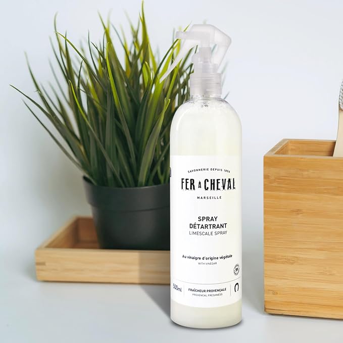 Fer à Cheval Bathroom Limescale Spray 500 ml/ 16.9 fl oz, 4-in-1 Cleaner with Natural Ingredients