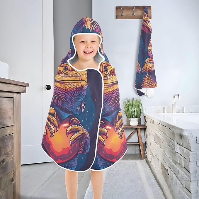 Hooded Towel for Kids Lizards Holding Love Heart Beach Wrap Bath Towels 50x23.5in