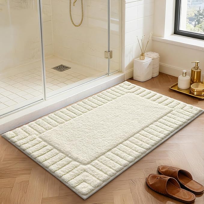 LUMI Bathroom Rugs Non Slip with Rubber Backing, Extra Soft Plush Microfiber Bath Rug Absorbent, Machine Washable Bath Mat Quick Dry for Tub, Shower, Ivory White, 24"x36"
