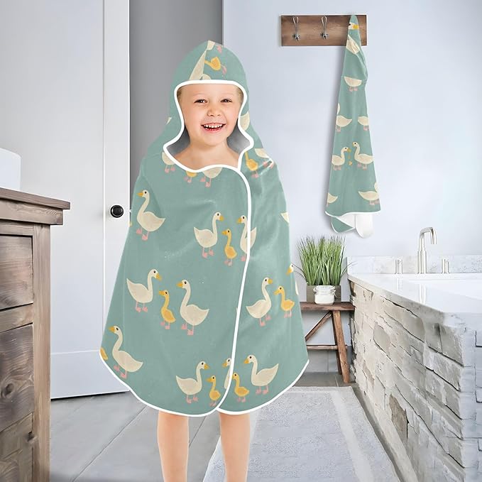 susiyo Kids Hooded Bath Towel Cute Goose Beach Towel for Kids 23.5 x 50 Inch Microfiber Soft Absorbent Quick Dry Bath Swim Pool Towel Wrap Poncho Bathrobe with Hood for Kids Toddler