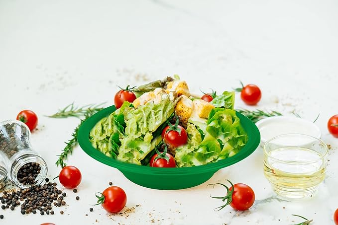DecorRack 24 Small Plastic Bowls, 7 inch Disposable 12 oz Serving Bowl, Fruit Snack, Popcorn, Soup, and Salad, Kids Birthday and Holiday Party Supplies, Green (Pack of 24)
