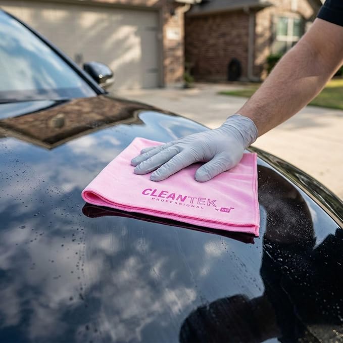 Restaurantware-Clean Tek Professional 25.2 x 16.9 Inch Chamois Cloth, 1 Reusable Microfiber Towel - Storage Tube Included, Absorbent, Pink PVA Microfiber Cleaning Rag, for Windows Or Cars