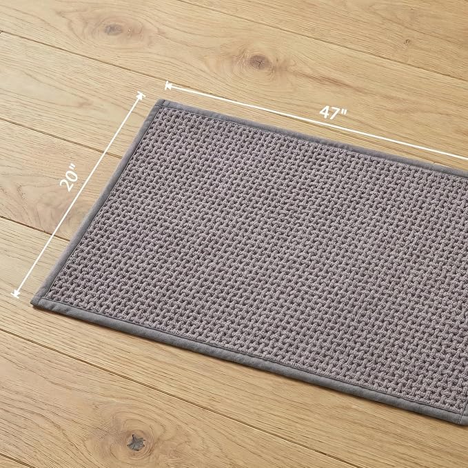 Bathroom Rugs Non Slip Washable, Super Absorbent Thin Bath Mat for Small Quick Dry Low Pile Bathroom Rug, (Light Gray, 47″x20″)