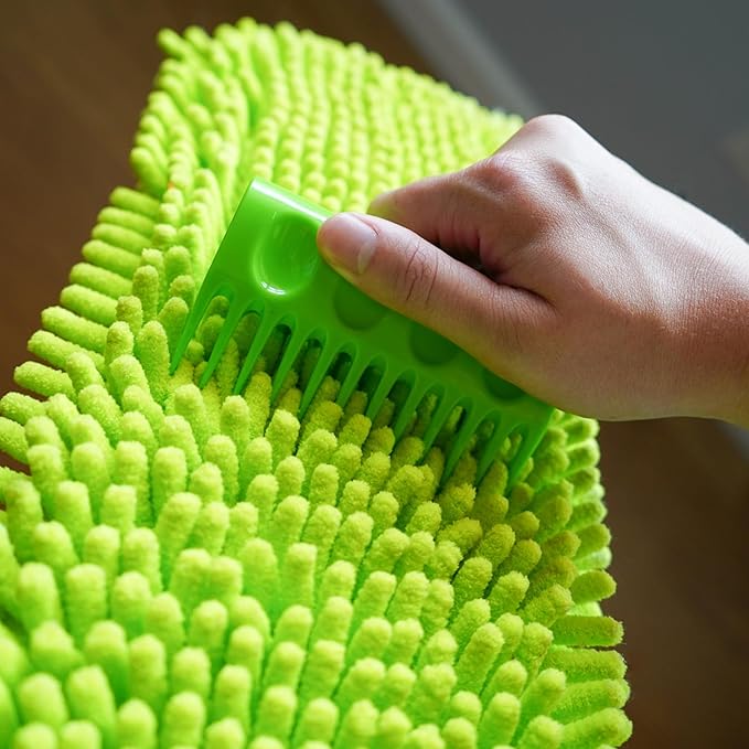 Libman Wide Glide Microfiber Dust Mop, Microfiber Fingers for Floor Cleaning, Hardwood, Laminate, Tile Cleaner, 360 Degree Swivel Head, 2 Piece Handle