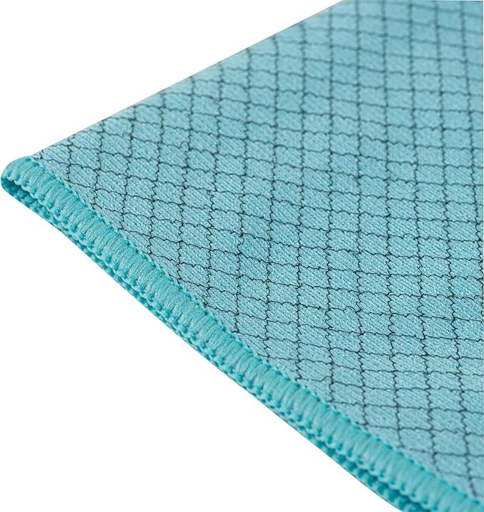 Restaurantware - Clean Tek Professional 15.7 x 15.7 Inch Glass Cleaning Cloth, 1 Reusable Cleaning Cloth - Diamond Weave, Dual Side, Light Blue Microfiber Absorbent Cleaning Cloth, for Quick Cleaning