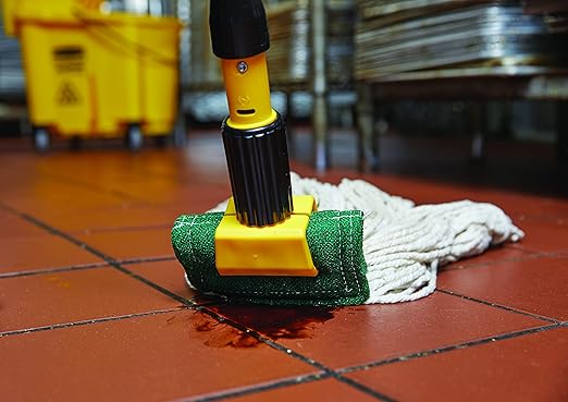 Rubbermaid Commercial Products Gripper 60" Wood Wet Mop Handle, Natural, for Professional/Industrial Floor Cleaning, Compatible with 5" Headband Mops