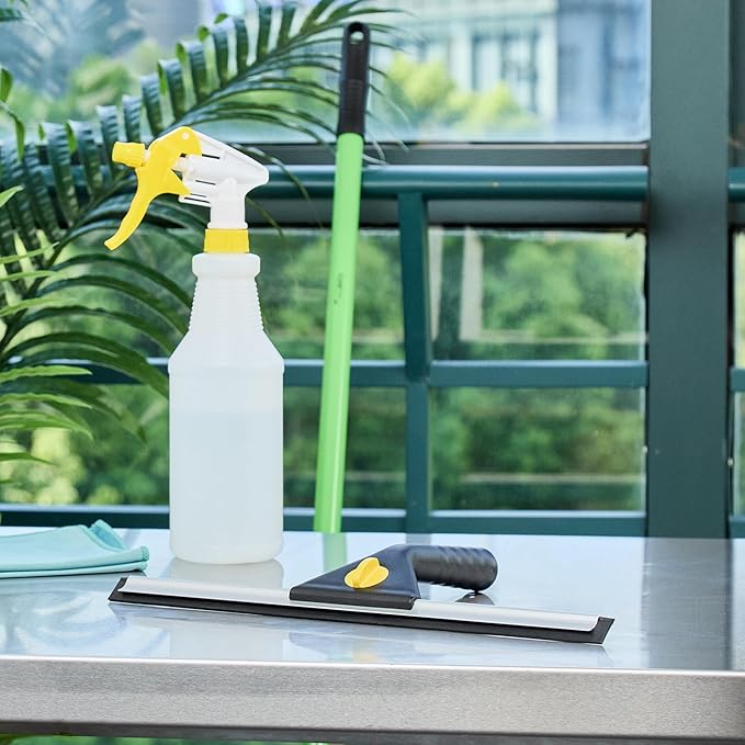 Restaurantware-Clean Tek Professional 13.78 Inch Window Squeegee, 1 Window Cleaning Squeegee with Rubber Blade - All-Purpose, for Mirror Or Glass Door, Black Plastic Wiper with Aluminum Frame