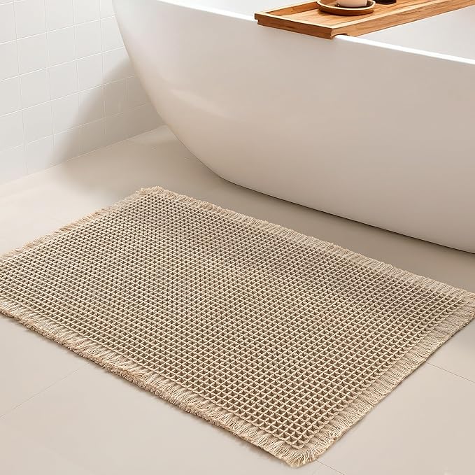 DWCN Brown Waffle Bathroom Mat, Boho Bath Rugs Super Absorbent Non Slip Bath Mats for Bathroom Floor, Ultra Soft Farmhouse Shower Mats for Tub and Shower, 16 x 24 Inch