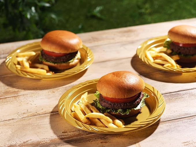 Munfix 100 Pack Gold Plastic Dinner Plates, 9 Inch Disposable Plates Bulk Pack, Party Plates for BBQ, Picnic, Parties, Travel and Events, Microwavable Recyclable