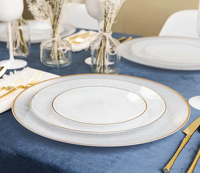 PLASTICPRO 30 Pack Hammered Plastic Plates Heavyweight Disposable Plastic Plates Elegant Transparent White Hammered Gold Rim Platsic Party Dishes (Transparent White With Gold Rim, 7'' INCH PLATES)