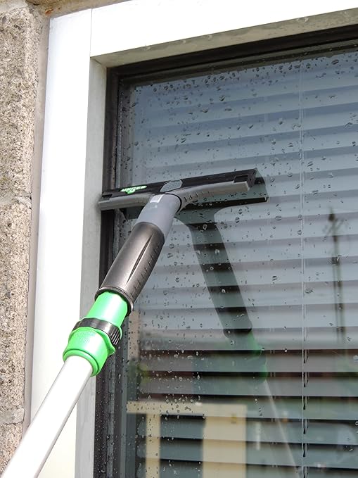 Unger Commercial ErgoTec® Ninja 4" Glass Scraper with Blade and Safety Cap – Adjustable Angle for Efficient Window Cleaning EN100