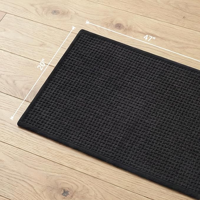 Bathroom Rugs Non Slip Washable, Super Absorbent Thin Bath Mat for Small Quick Dry Low Pile Bathroom Rug, (Black, 47″x20″)