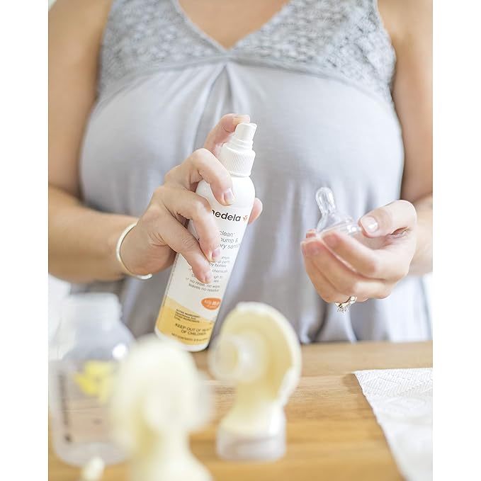 Medela Quick Clean Breast Pump and Accessory Sanitizer Spray Safe No Rinse Breastpump Sterilizer Eliminates 99.9 of Common Bacteria and Germs 8 Fluid Ounces, Clear