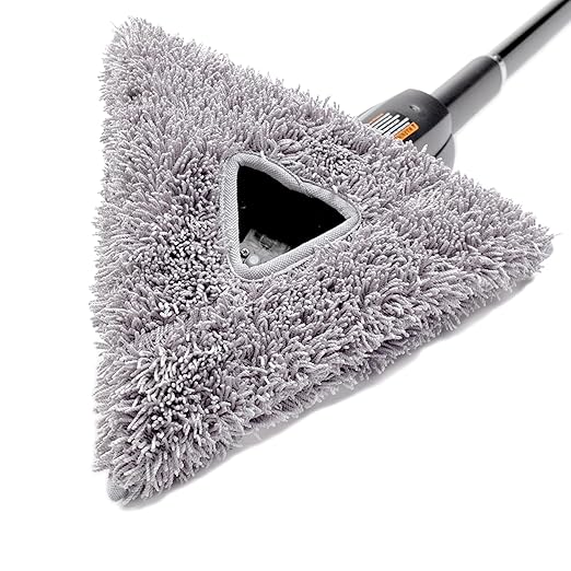 Unger Commercial Stingray® Refillable Microfiber Cleaning Kit, 11-Foot Reach – Indoor Glass and Surface Cleaning System with Enclosed Spray Nozzle and Microfiber Pads SRKB4