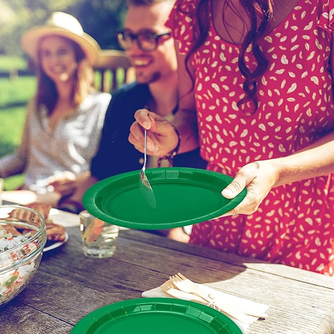 QZYL 50 PCS Disposable Paper Plates, 9 Inches Dinner Paper Plates Set, Green Heavy Duty Tableware, Round Dinnerware for Daily Use Picnic Anniversary Birthday St Patricks Day Party Supplies