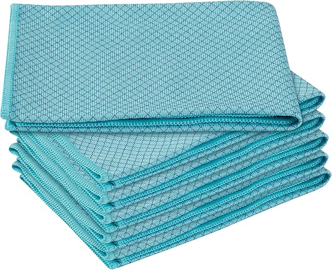 Restaurantware - Clean Tek Professional 15.7 x 15.7 Inch Glass Cleaning Cloth, 1 Reusable Cleaning Cloth - Diamond Weave, Dual Side, Light Blue Microfiber Absorbent Cleaning Cloth, for Quick Cleaning