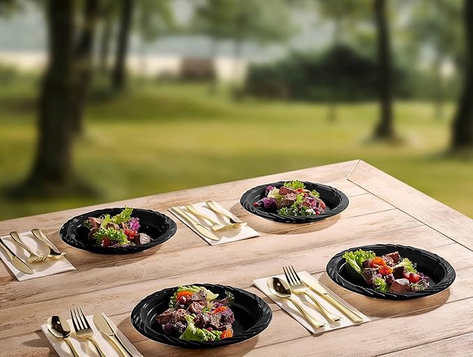 Munfix 100 Pack Black Plastic Dinner Plates, 9 Inch Disposable Plates Bulk Pack, Party Plates for BBQ, Picnic, Parties, Travel and Events, Microwavable Recyclable