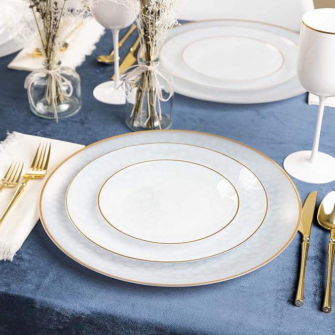 PLASTICPRO 30 Pack Hammered Plastic Plates Heavyweight Disposable Plastic Plates Elegant Transparent White Hammered Gold Rim Platsic Party Dishes (Transparent White With Gold Rim, 7'' INCH PLATES)